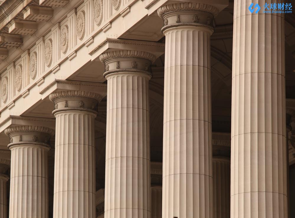 BAnk-pillars