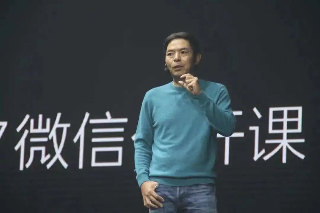馬斯克垂簾Twitter,社交媒體集齊四大天王